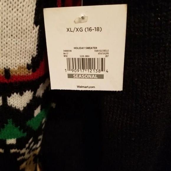 Holiday Christmas Sweater by Holiday Time (A) - Picture 7 of 9